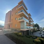 For A Stay Ontario Mar